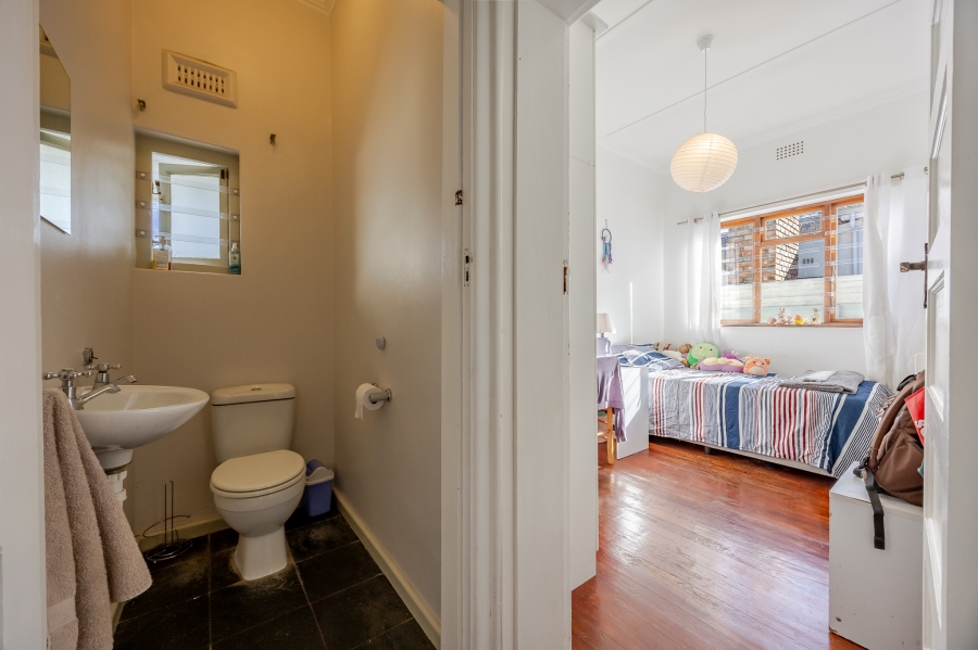 4 Bedroom Property for Sale in Wynberg Upper Western Cape